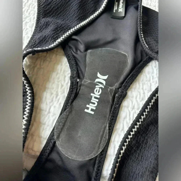 Hurley Coastal Moderate Bikini Bottom Black NWT - Picture 5 of 7